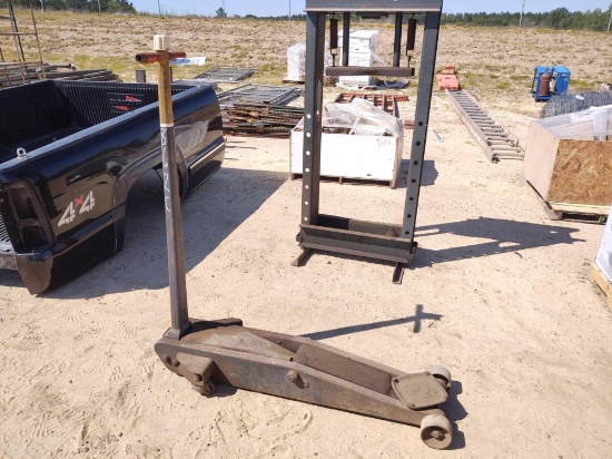 862C- HEAVY DUTY FLOOR JACK