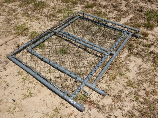 869A- 2- 4FT GATES