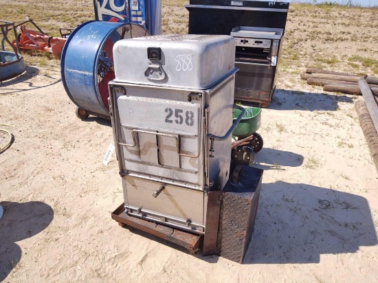 SMOKER ON WHEELS