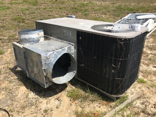 AIR CONDITIONER