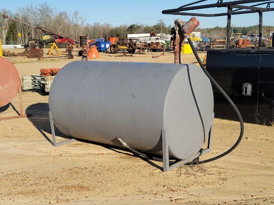 FUEL TANK WITH PUMP