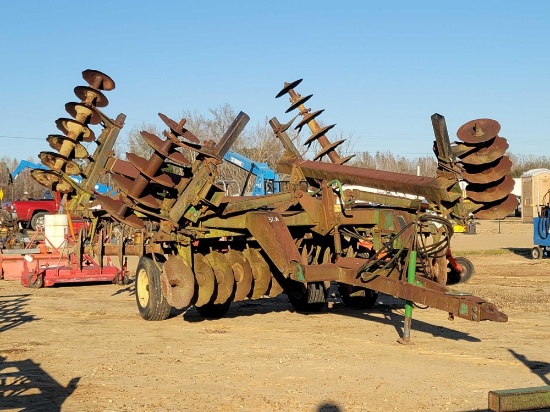 JOHN DEERE 630 HARROW,