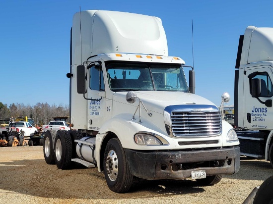 368 - 2011 FREIGHTLINER DAY CAB GLIDER,