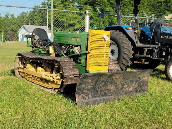 186 - JOHN DEERE 420C DOZER