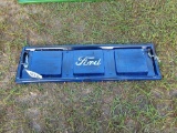 330 - FORD TAILGATE