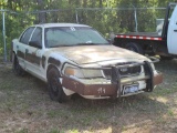 494-2011 FORD CROWN VIC POLICE CAR