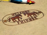 WELCOME FRIENDS SIGN