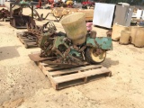 1370 - JOHN DEERE 71 PLANTER PARTS