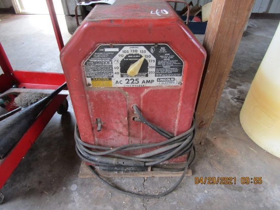 LINCOLN ELECTRIC WELDER,