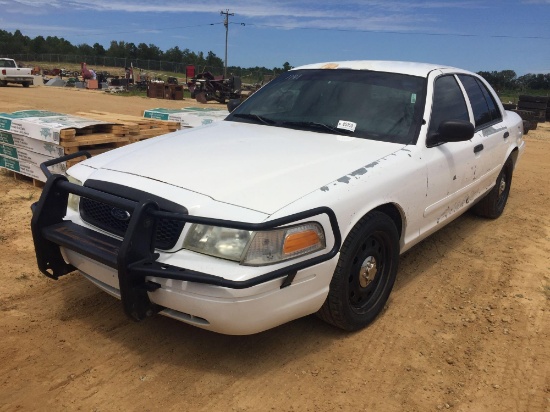 1141 - 2006 FORD CROWN VIC, *