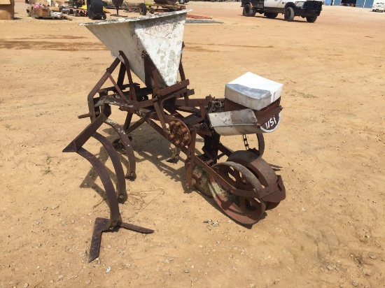 1151 - 1 - ROW PLANTER