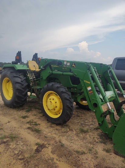 242 - JOHN DEERE 5075 E 4WD TRACTOR,