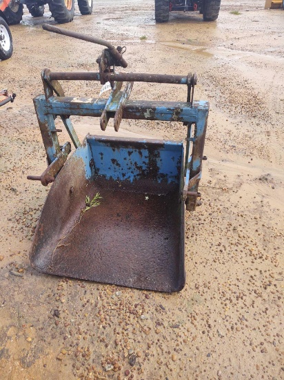 257 - FORD DIRT PAN