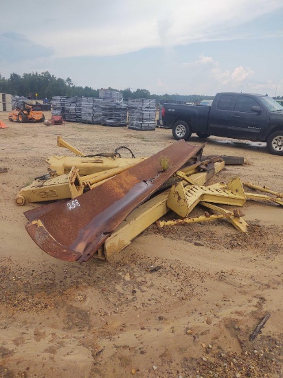 258 - ROME MOTOR GRADER PARTS,