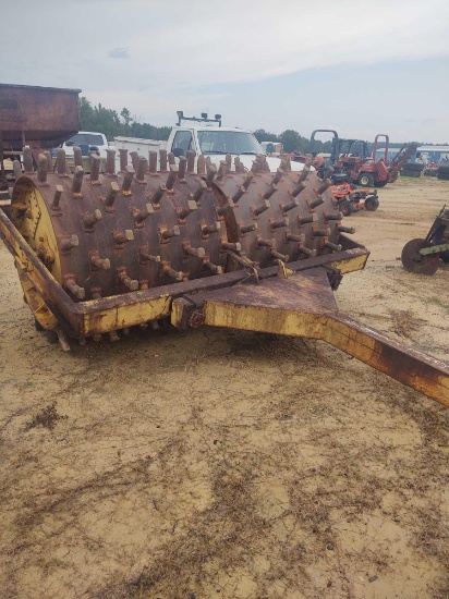272 - SE3640 SHEEPS FOOT ROLLER