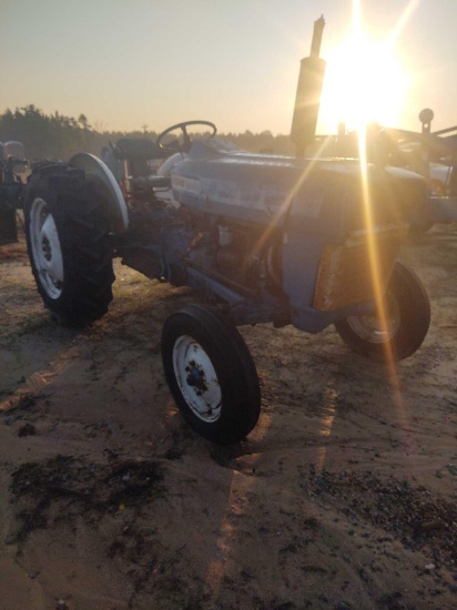 288 - FORD 2000 TRACTOR,
