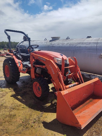 313 - KUBOTA B2650 4WD TRACTOR,