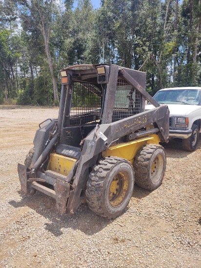 610 - NEW HOLLAND LS170 WHEELED SKID STEER,