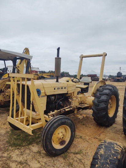 787 - FORD 4400 2WD TRACTOR,