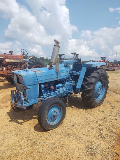 799 - FORD 2000 TRACTOR,
