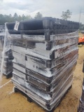 212 - 12 - PLASTIC PALLETS
