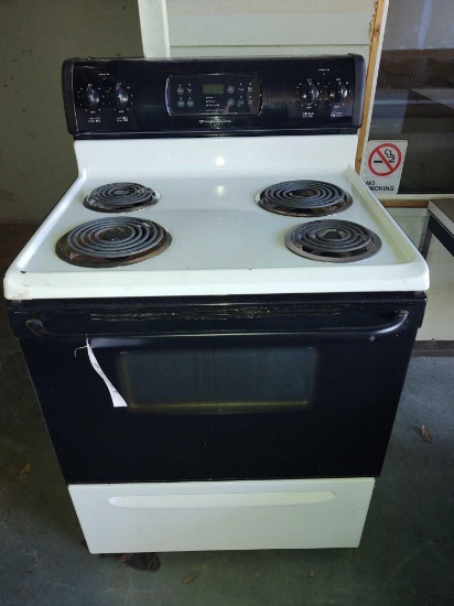 FRIGIDAIRE 4 BURNER SLEF CLEANING OVEN STOVE