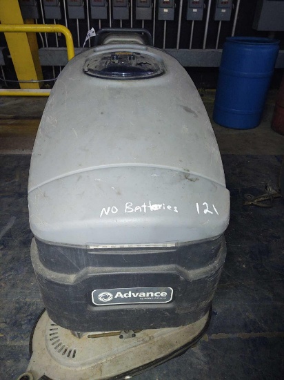 ADVANCE WARRIOR 32 AXP WALK BEHIND SCRUBBER,