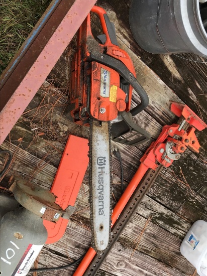 HUSQVARNA 435 CHAIN SAW