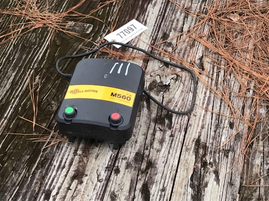 GALLAGHER M560 FENCE CHARGER