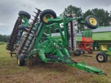 JOHN DEERE 2632 VT PULL TYPE HARROW,