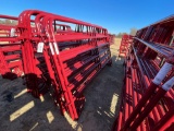 464 - ABSOLUTE NEW 5 - TARTER 10' CORRAL PANNELS