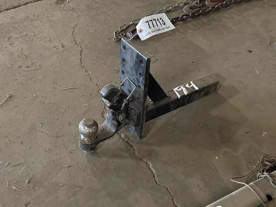 ONE MOUNT PLATFORM AND PINTLE HOOK COMBO