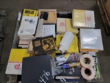 PALLET CONSISTING OF MANUALS,