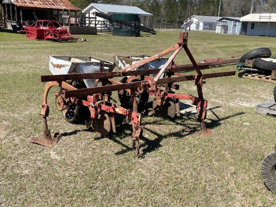 212 - COLE 2 - ROW PLANTER,