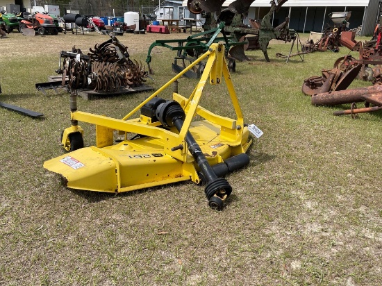 231 - JD 261 GROOMING MOWER