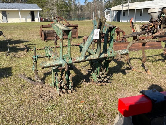 251 - 1 ROW JOHN DEERE ROLLING CULTIVATOR