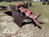 222 - 3 - BOTTOM MASSEY FERGUSON PLOW,
