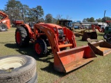 371 - KUBOTA L4701 4WD TRACTOR,