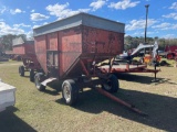 569 - GRAVITY FLOW WAGON 10' 6