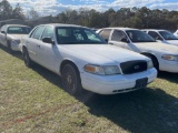 596 - 2004 FORD CROWN VICTORIA