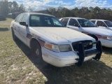 597 - 2002 FORD CROWN VIC POLICE CAR,