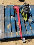 1678 - NEW NEVER USED 4 FT HEAVY DUTY PIPE WRENCH