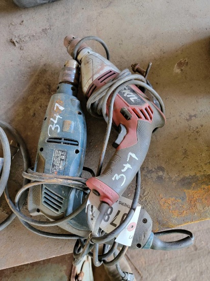 2 - 1/2" ELECTRIC DRILL