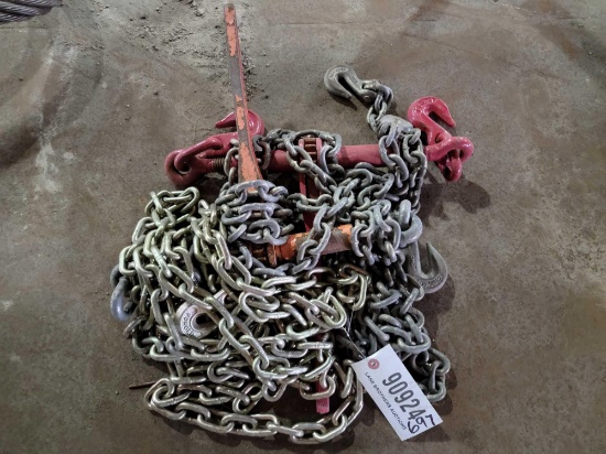 2 - RATCHET CHAIN BUCKS WITH CHAINS