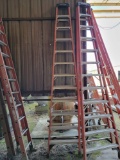1 - WERNER 12' STEP LADDER
