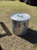 2588 - LARGE ALUMINUM STOCK POT WITH LID