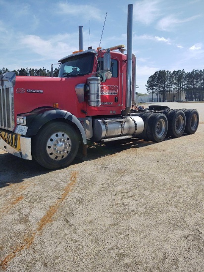 2004 KENWORTH W900