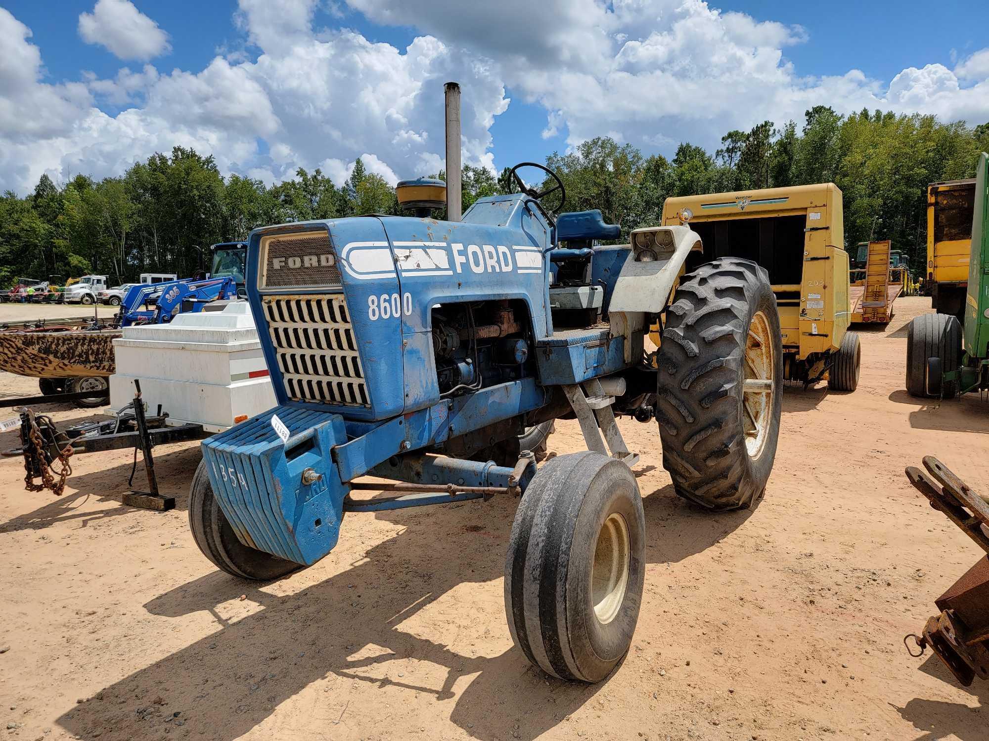 ABSOLUTE - FORD 8600 2WD TRACTOR | Proxibid