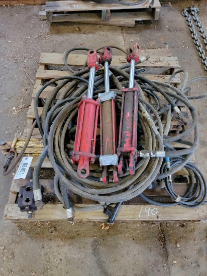 4 - MISC. HYDRAULIC RAMS & HOSES