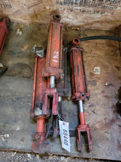 4 - MISC. HYDRAULIC RAMS